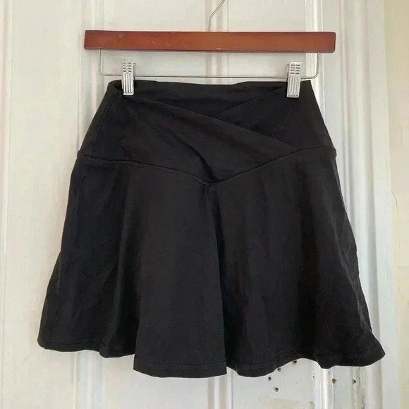 aerie Dresses & Skirts - Aerie Crossover Offline Tennis Skort